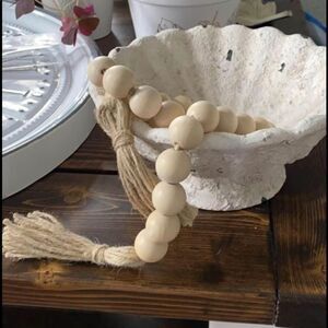 BRAND NEW - English garden rustic floral pedestal bowl farmhouse decor